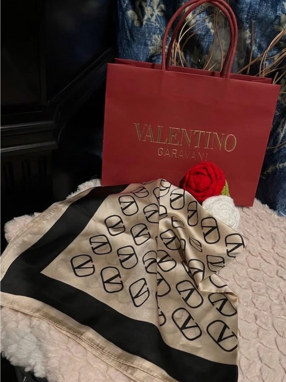 nwt Scarf